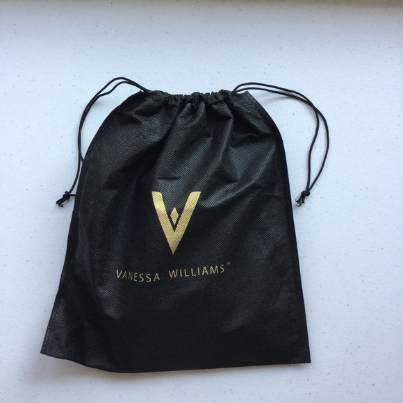 Vanessa Williams Lush Zip Antique White Pouch Clutch New - Picture 3 of 3